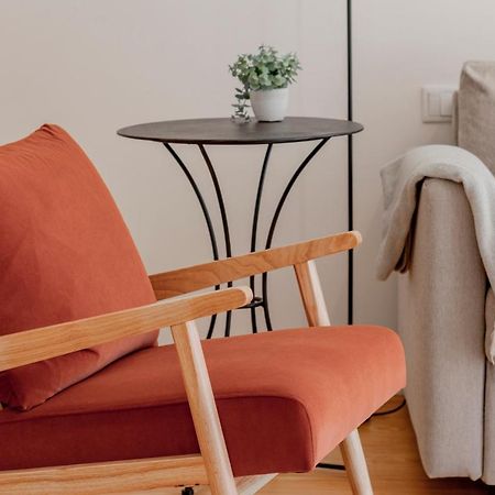 Virtudes Flat W/ Ac & Balcony By Lovelystay Porto Kültér fotó