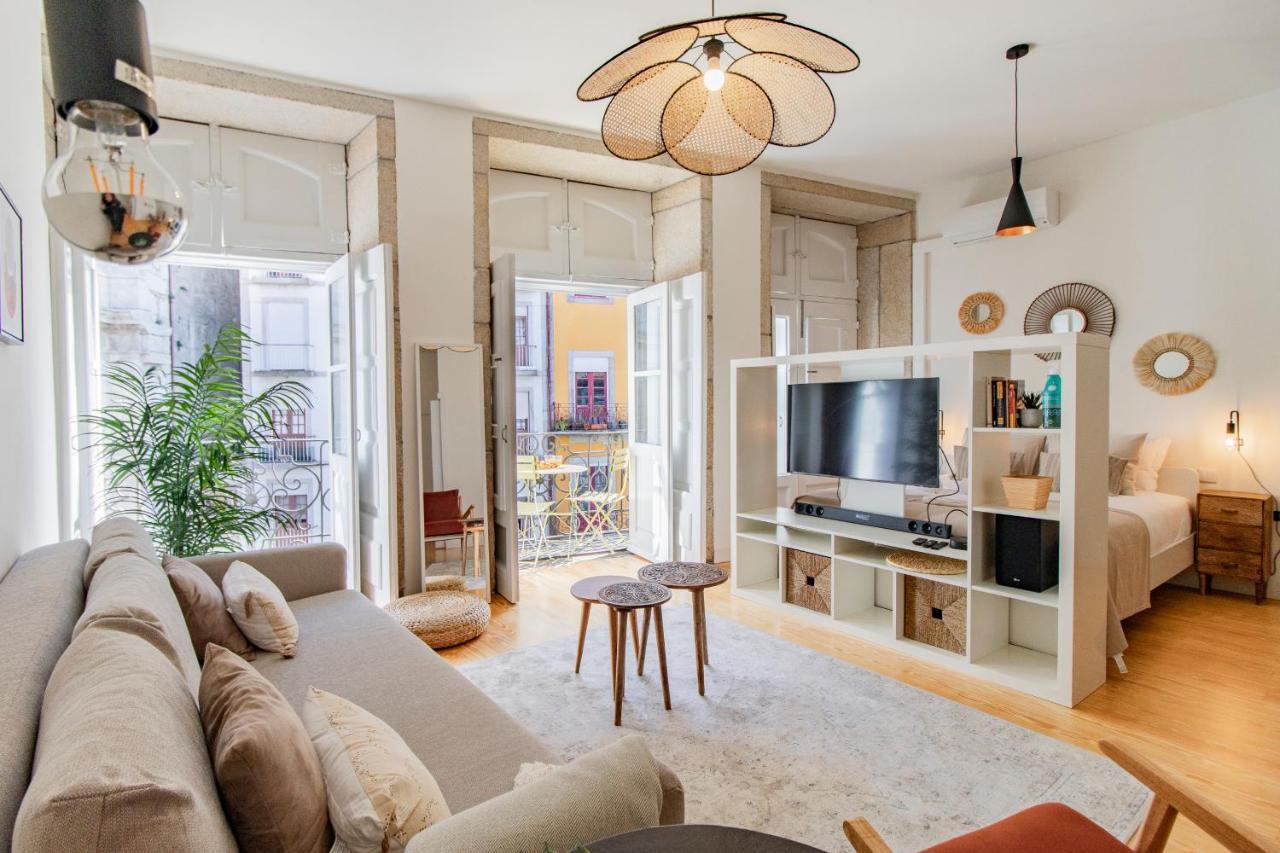 Virtudes Flat W/ Ac & Balcony By Lovelystay Porto Kültér fotó