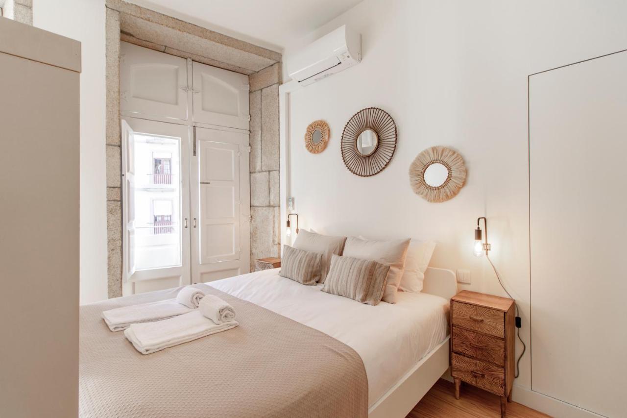 Virtudes Flat W/ Ac & Balcony By Lovelystay Porto Kültér fotó