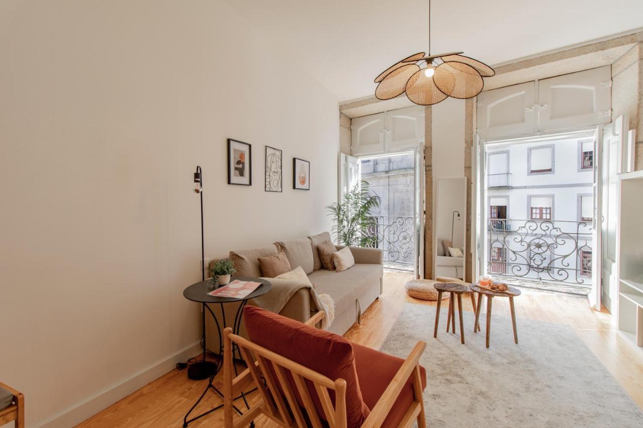 Virtudes Flat W/ Ac & Balcony By Lovelystay Porto Kültér fotó