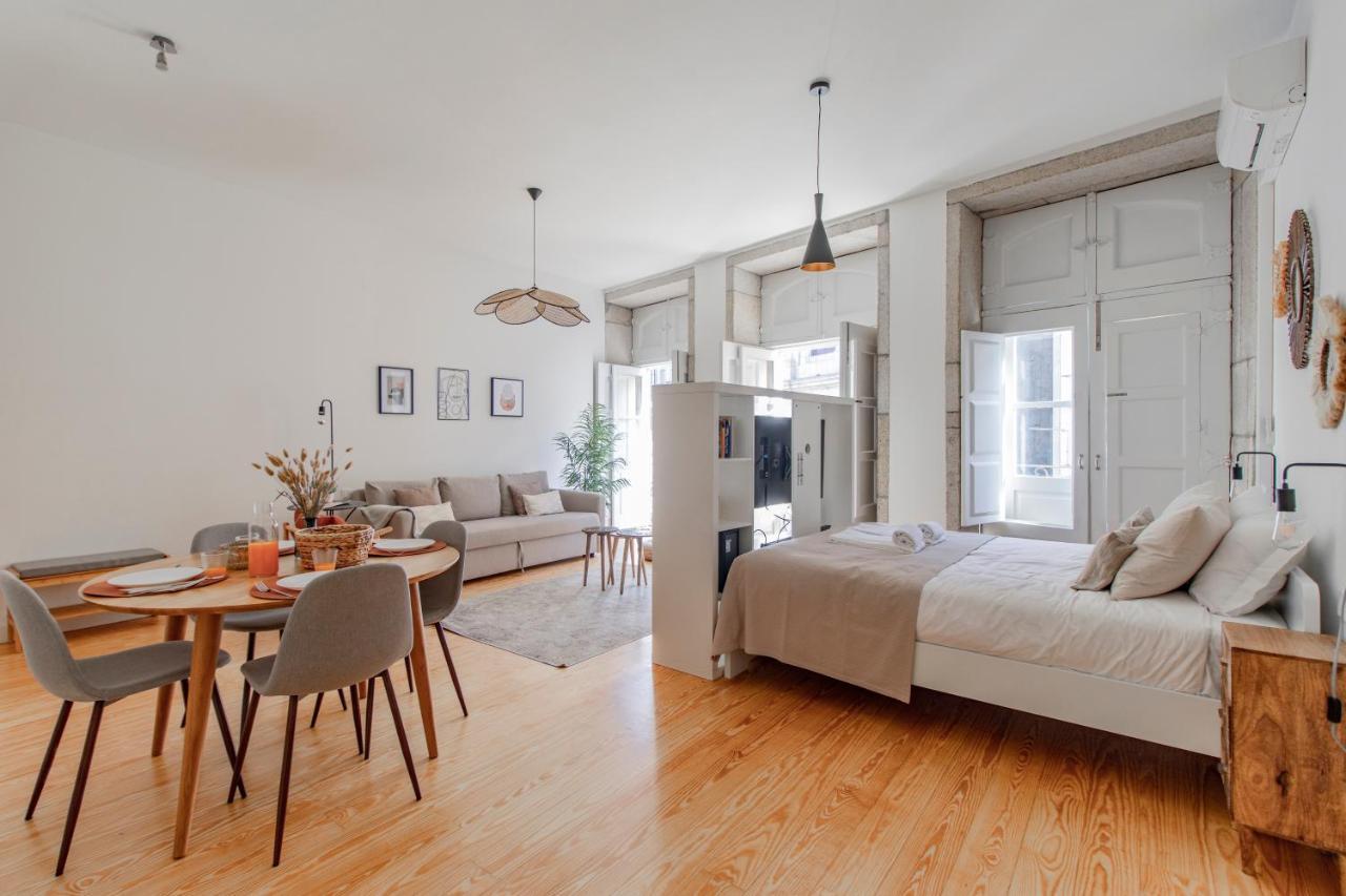 Virtudes Flat W/ Ac & Balcony By Lovelystay Porto Kültér fotó
