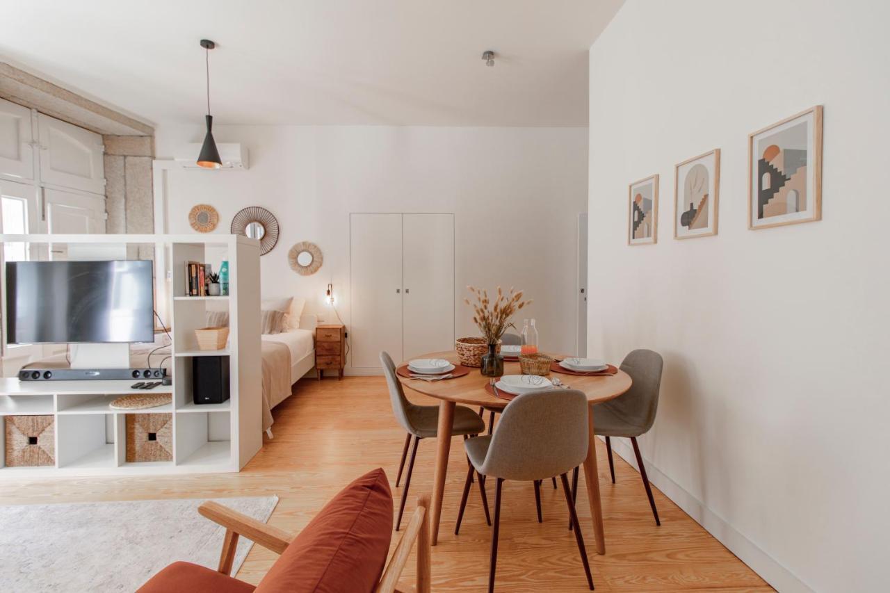 Virtudes Flat W/ Ac & Balcony By Lovelystay Porto Kültér fotó