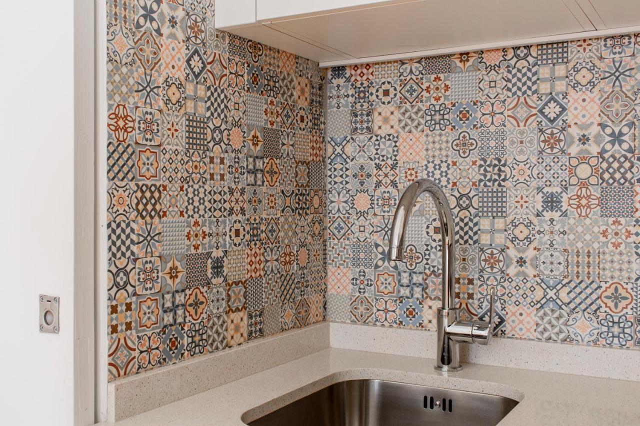 Virtudes Flat W/ Ac & Balcony By Lovelystay Porto Kültér fotó